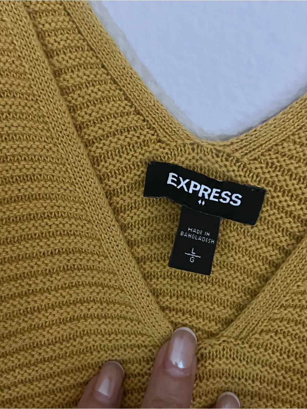 Express Women's V-Neck Sweater in Mustard - Picture 2 of 2